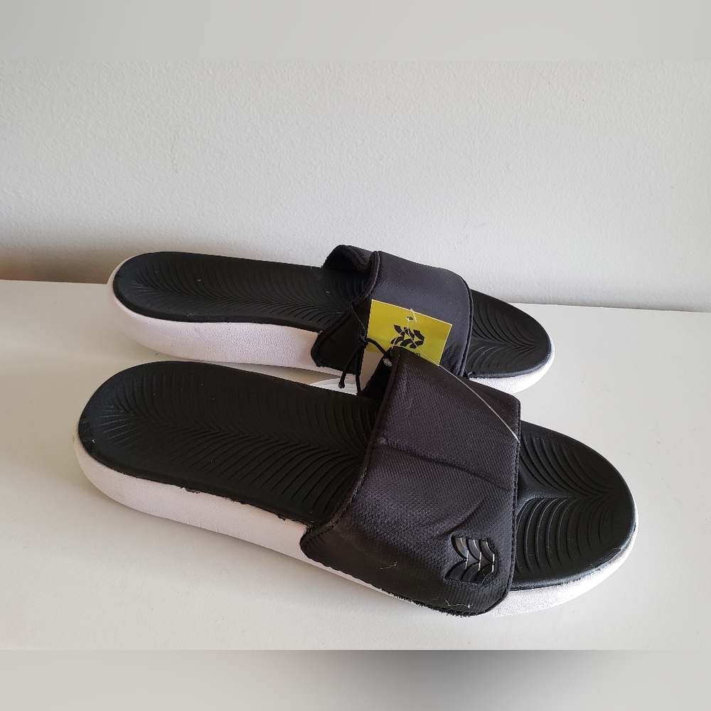 Men's Black Wesley Sandals Size 8